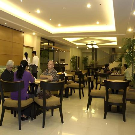 โรงแรมอาเรียนา บาวัง ภายนอก รูปภาพ