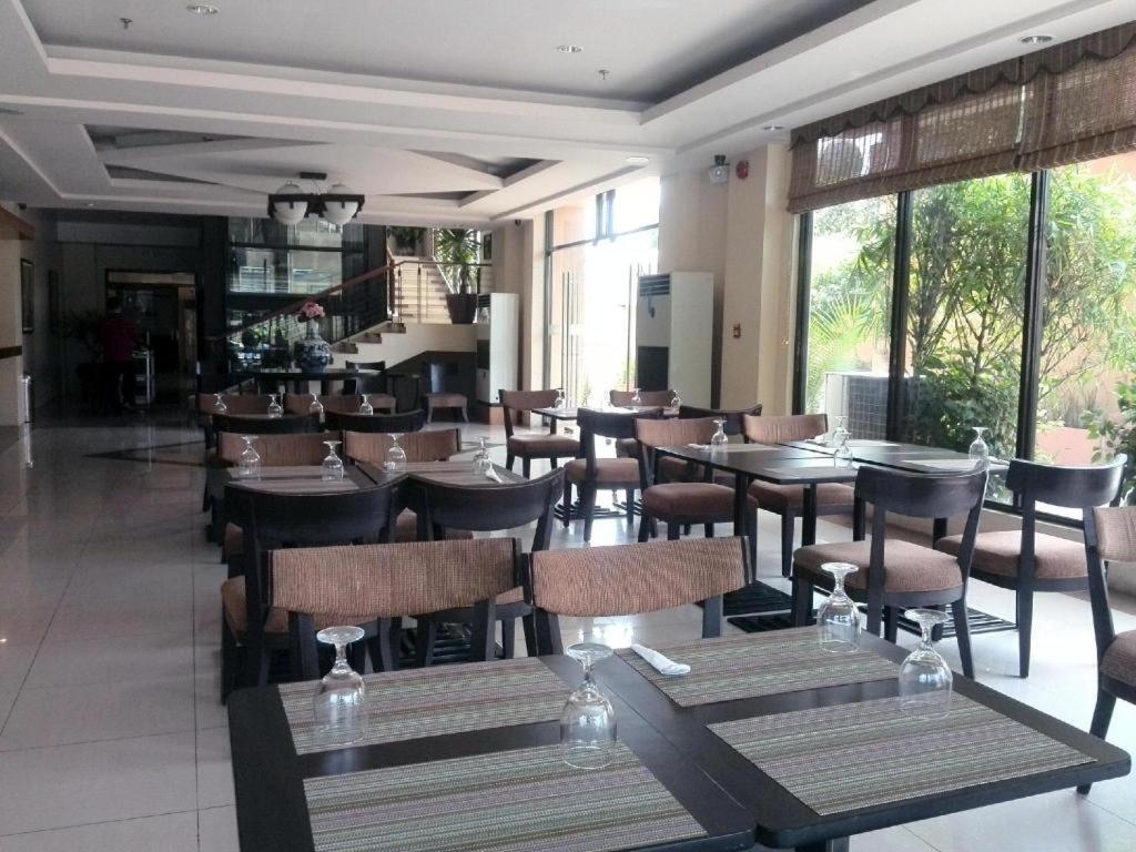 โรงแรมอาเรียนา บาวัง ภายนอก รูปภาพ